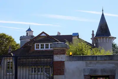 뫼르트에모젤 벨로 코뮌의 마농쿠르쉬르세유에 있는 Château Colin