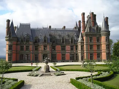 Château de Trévarez의 남쪽 정면