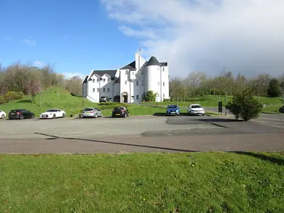 스코틀랜드 중부 뱅크녹의 성 스타일 호텔 Glenskirlie House and Castle
